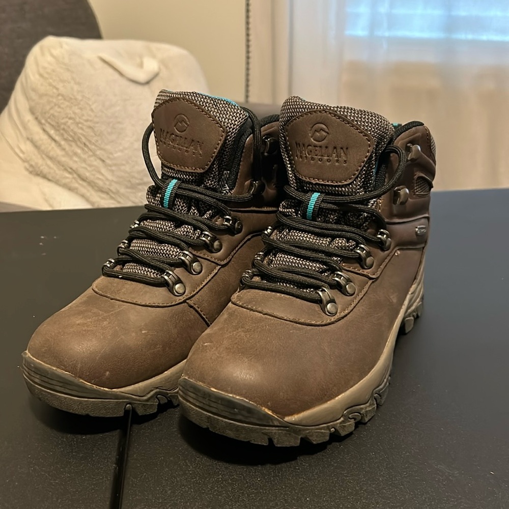 Magellan Hiking boots size 7B